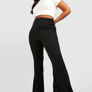 Ribbed Flare
BLACK
